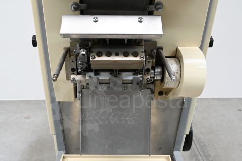 Toresani MR135 Cappelletti Machine