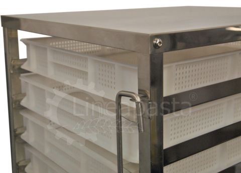 Stainless steel pasta trolley for 15 pasta trays