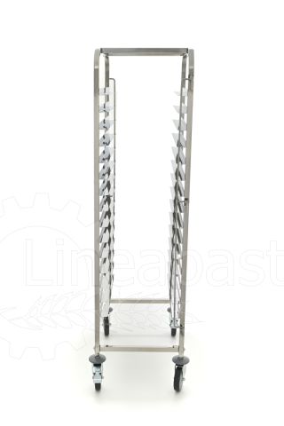 Stainless steel pasta trolley for 15 pasta trays