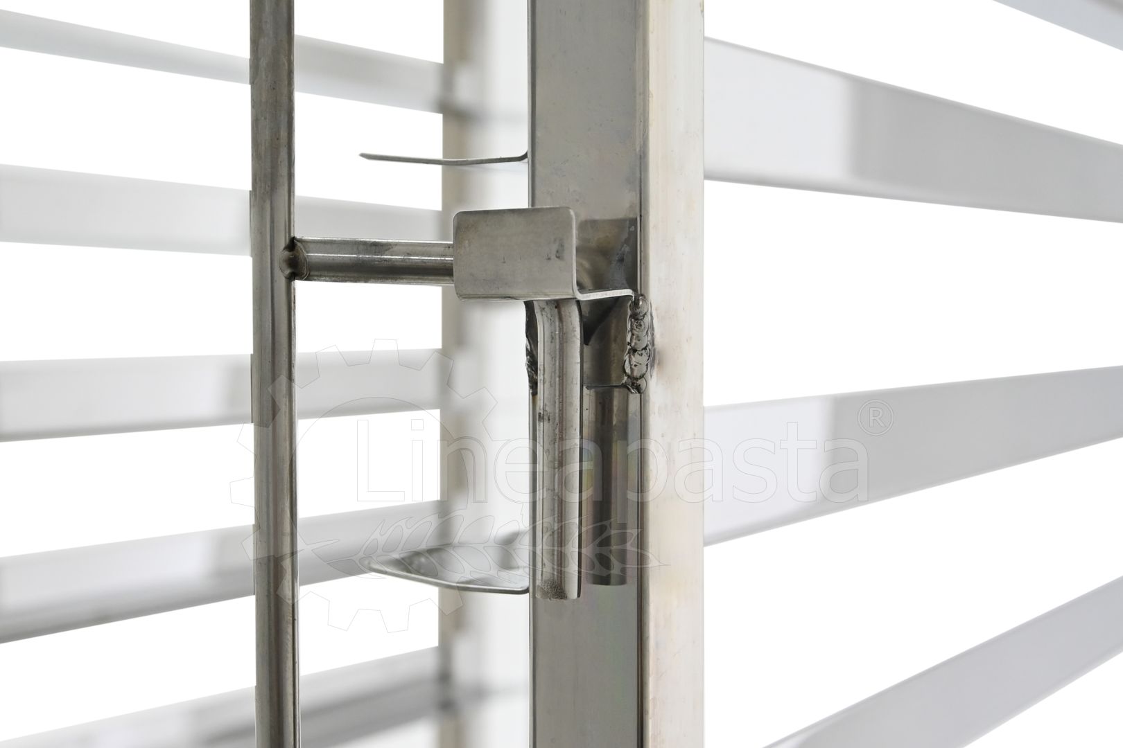 Stainless steel pasta trolley for 15 pasta trays