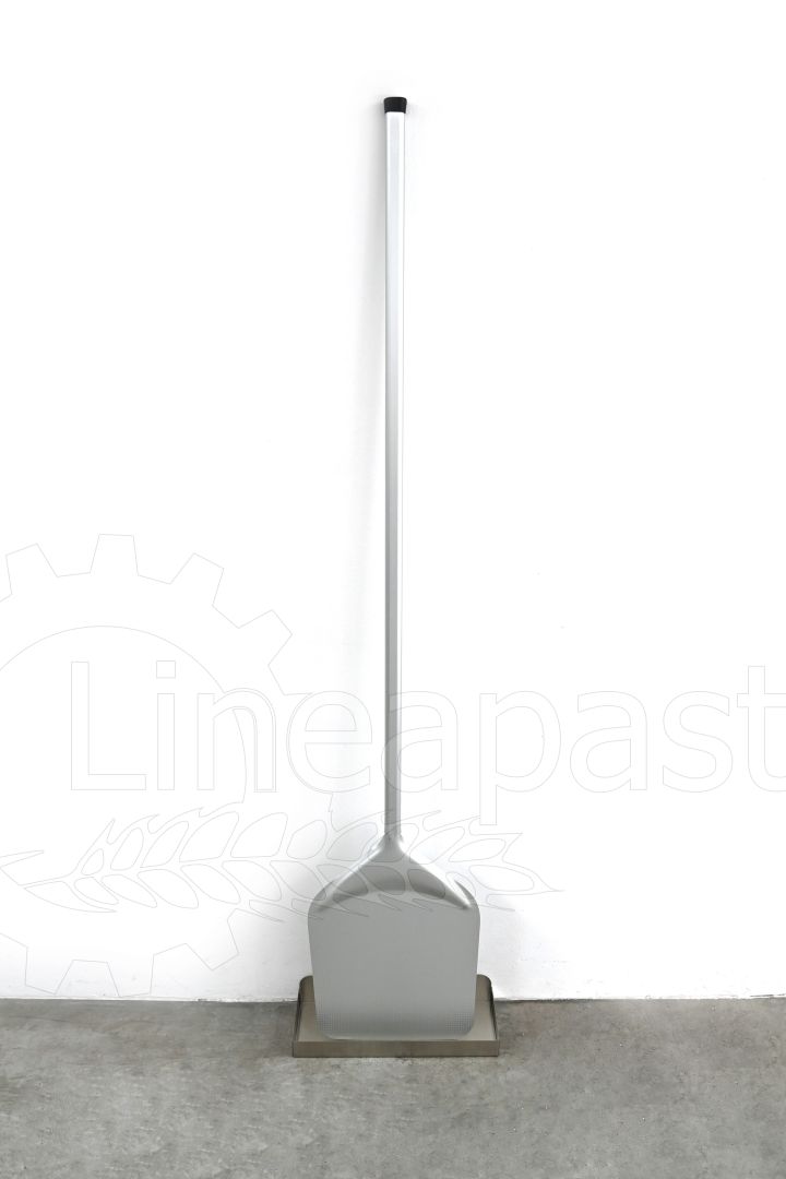 Floor steel pizza peel holder