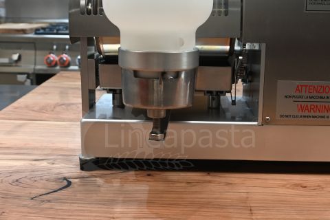 Macchina automatica per crêpes rettangolari La Monferrina C1 da 200 mm usata