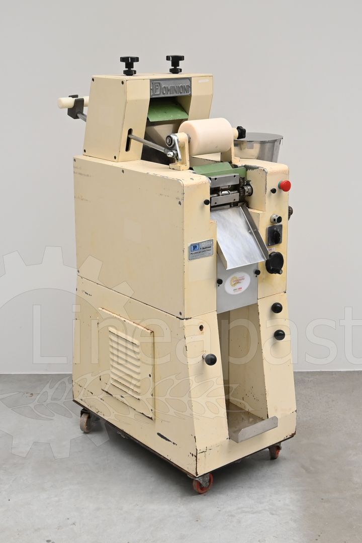 Macchina formatrice per cappelletti e ravioli Dominioni D140 con tre stampi