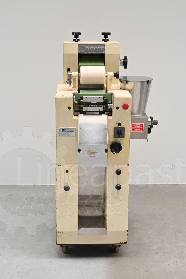 Macchina formatrice per cappelletti e ravioli Dominioni D140 con tre stampi