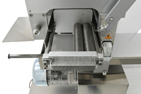 Máquina pasta combinada ravioli y laminadora La Monferrina P2 Pleasure con doble cubeta y extrusor Grupo tagliatelle