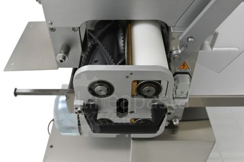 Combined ravioli and sheeter pasta machine La Monferina P2 Pleasure with double vat Ravioli mould