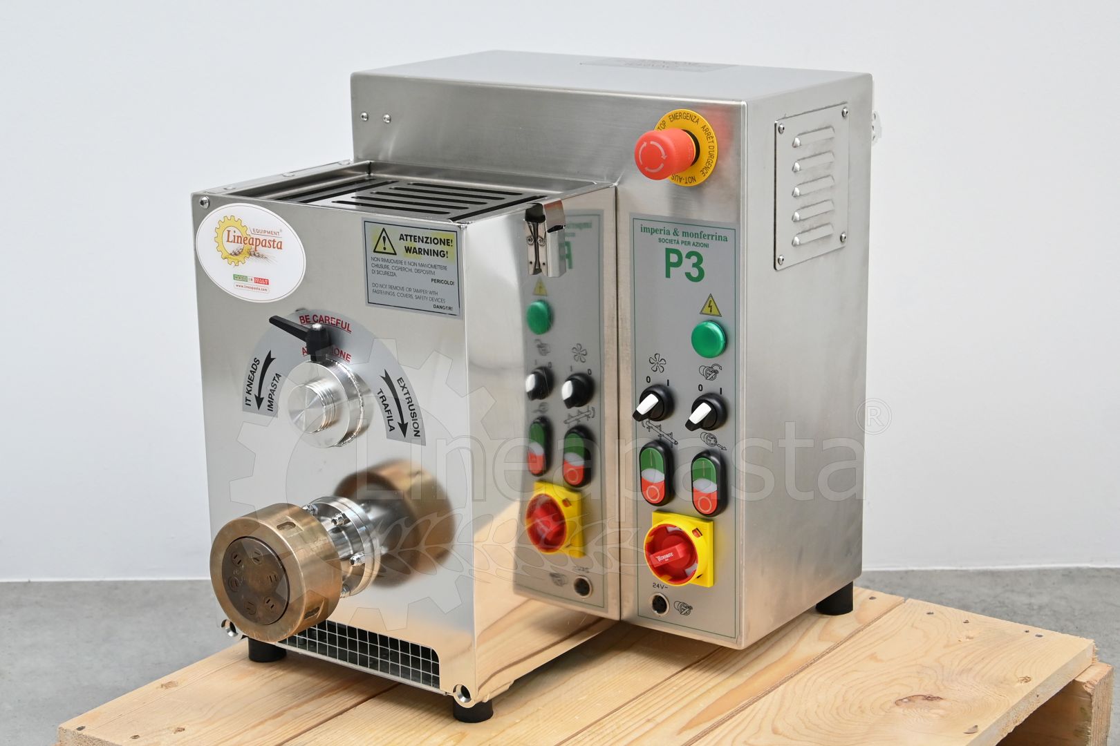 Máquina para pasta La Monferrina P3 usada con cuchillo