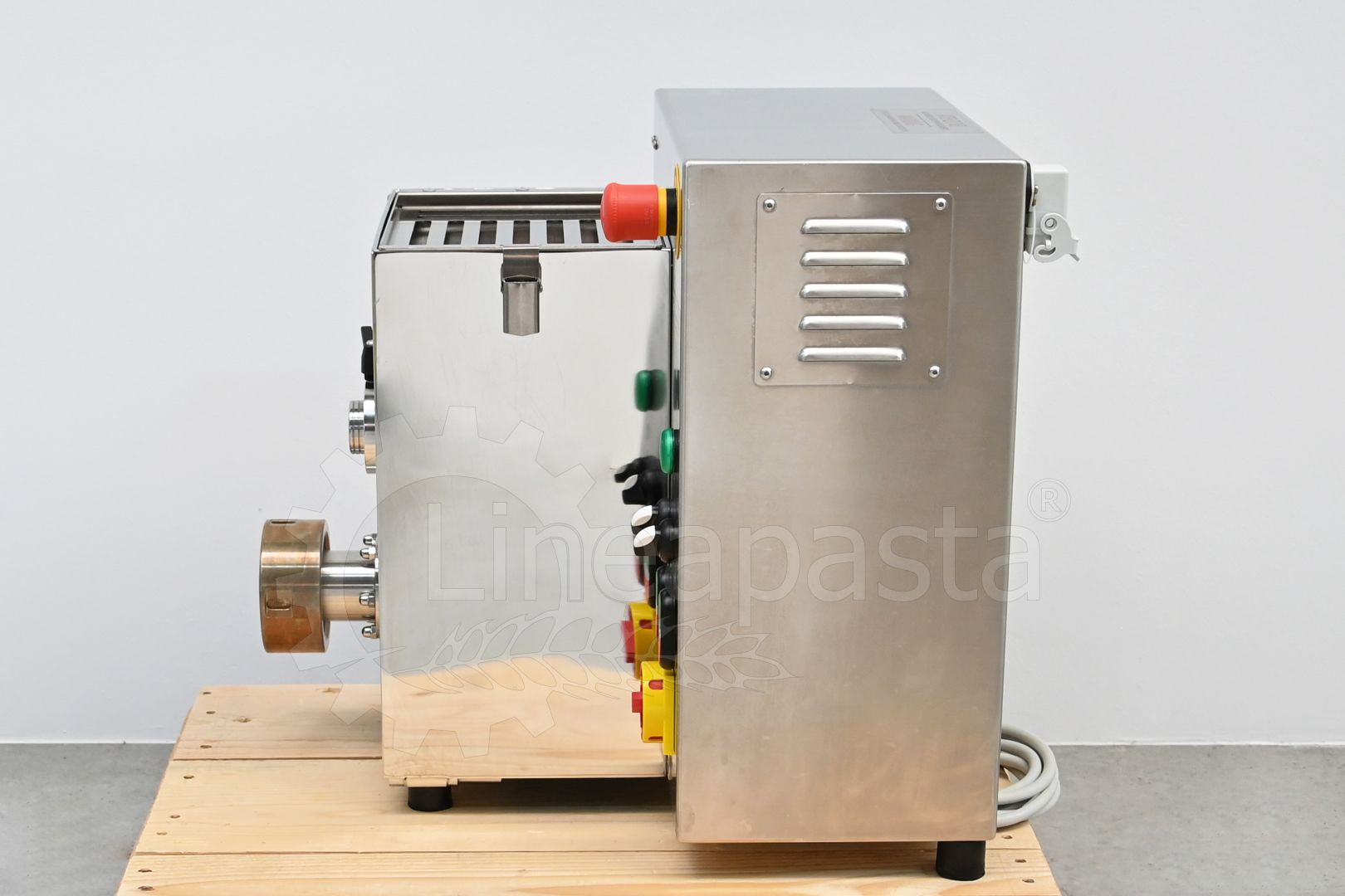 Máquina para pasta La Monferrina P3 usada con cuchillo