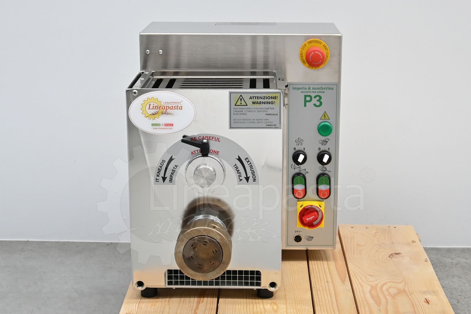 Máquina para pasta La Monferrina P3 usada con cuchillo