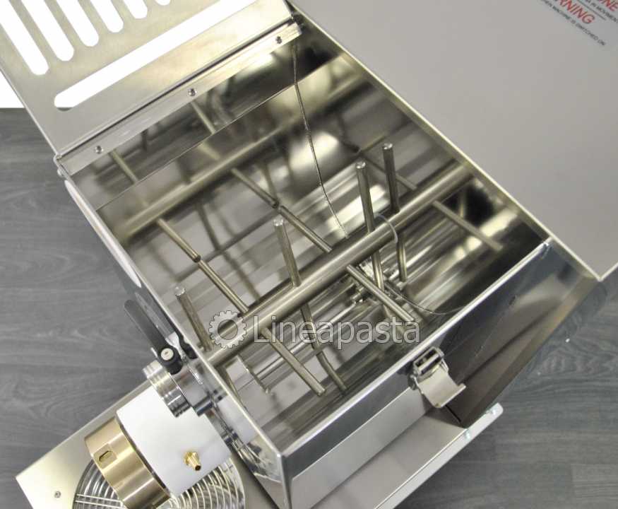 Eco- Friendly Manual Operated Italian Pasta Machine Cavatelli Maker for  Pasta