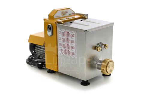 Pasta maker La Fattorina