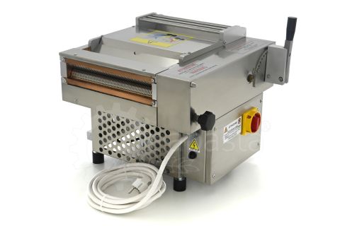 Macchina pasta sfogliatrice da banco La Monferrina Nina da 250 mm