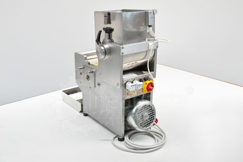 Laminoir à pâtes La Monferrina PNuova d'occasion