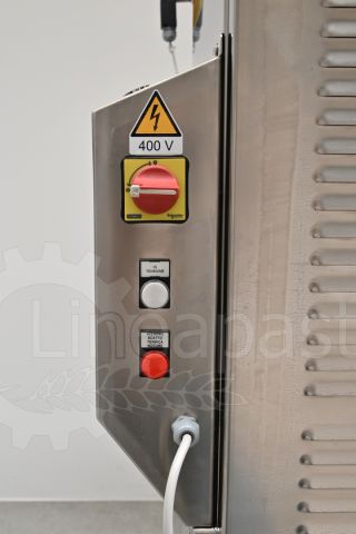 MAC 60 double vat pasta press used for display