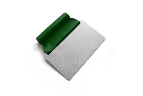 Pasta cutter / scraper with nylon handle 140 mm