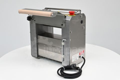 SR electric pasta sheeter with 250 mm stainless steel rollers on display