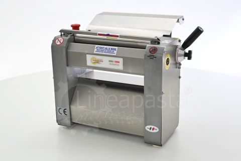 SR electric pasta sheeter with 320 mm stainless steel rollers with cosmetic damage