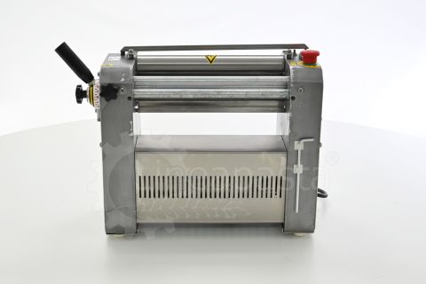 SR electric pasta sheeter with 320 mm stainless steel rollers with cosmetic damage
