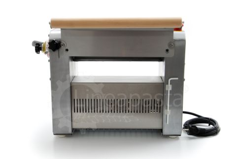Electric fresh pasta sheeter SR with 320 mm wooden cylinders
