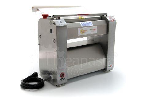 Electric fresh pasta sheeter SR with 320 mm wooden cylinders