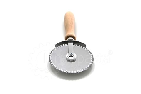 Steel pizza cutter with 88 mm serrated blade