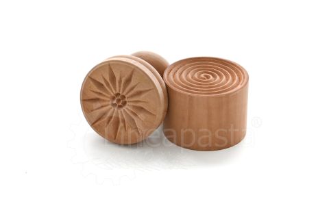 Ligurian edelweiss-shaped corzetti mold With decorated bottom