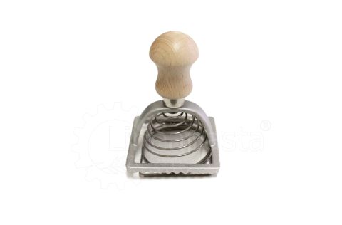 Square ravioli mould with 70 mm automatic ejector