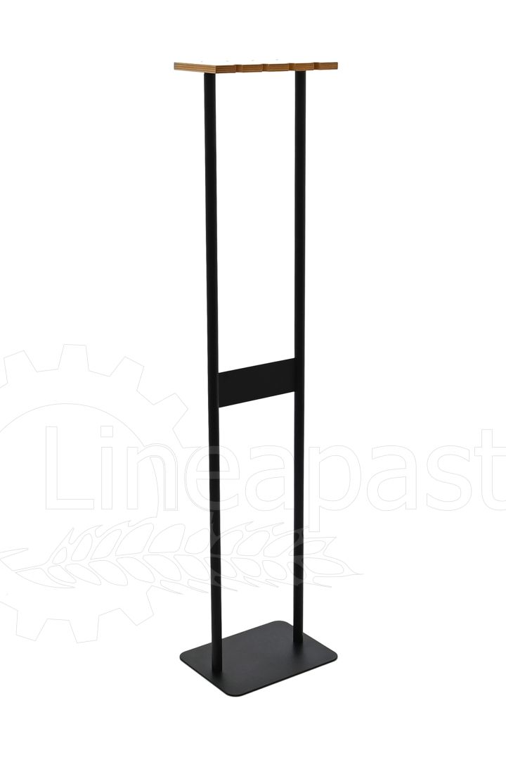 Column stand for eight pizza peels