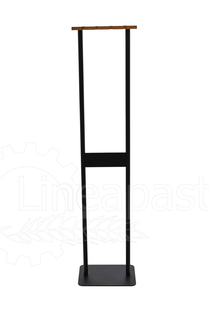 Column stand for eight pizza peels